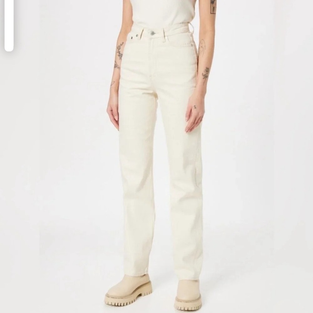 Weekday ROWE Extra High Straight Jeans - Picture 2 of 12